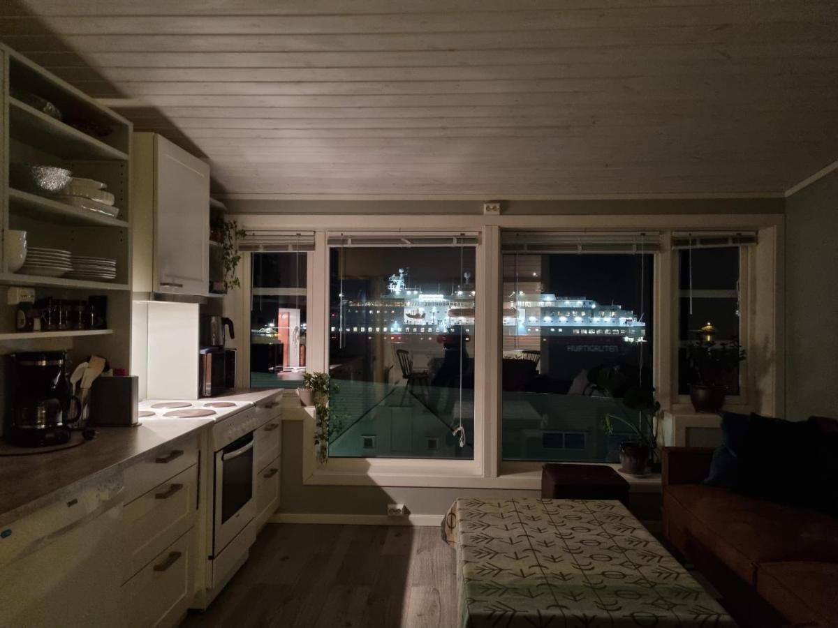 Loftsleilighet Midt I Sentrum Skjervoy Exteriör bild