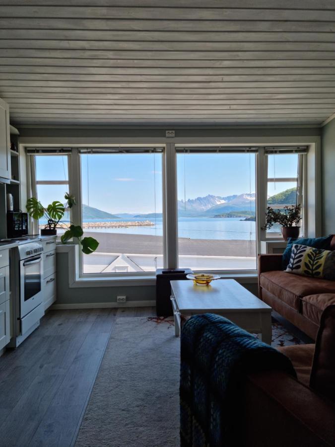 Loftsleilighet Midt I Sentrum Skjervoy Exteriör bild